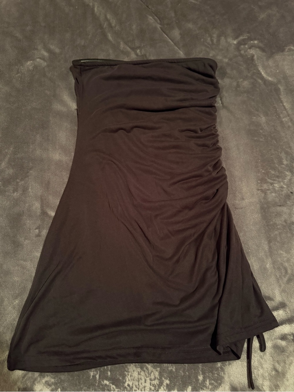 Edikted Black Strapless Ruched Tube Dress